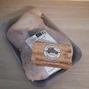 Cuisses de poulet x2 (environ 700 g – en barquette) Prix : 14,90 € / kg "Les Volailles de Fontenai"