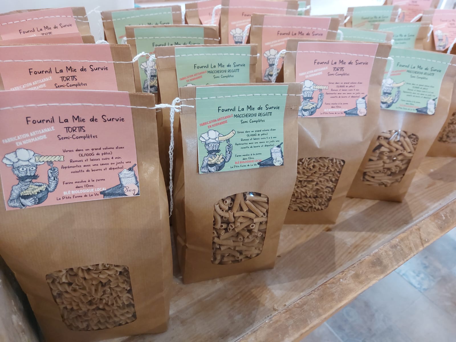 Pâtes Artisanales Tortis – Paquet de 800 g – Image 2